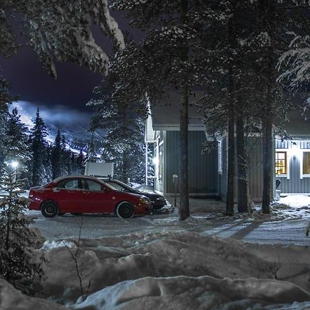 Villa Hutsula Yllas Yllasjarvi Luaran gambar