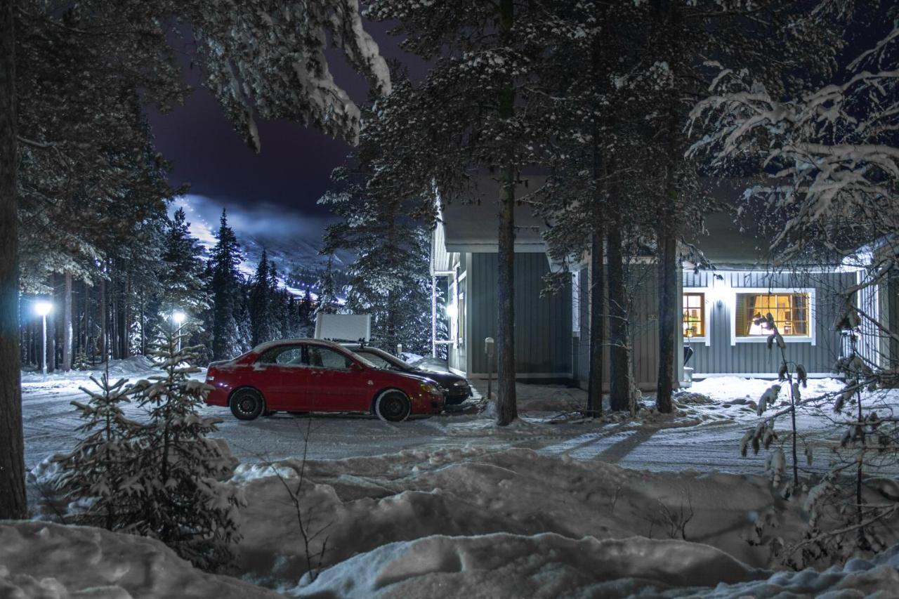 Villa Hutsula Yllas Yllasjarvi Luaran gambar