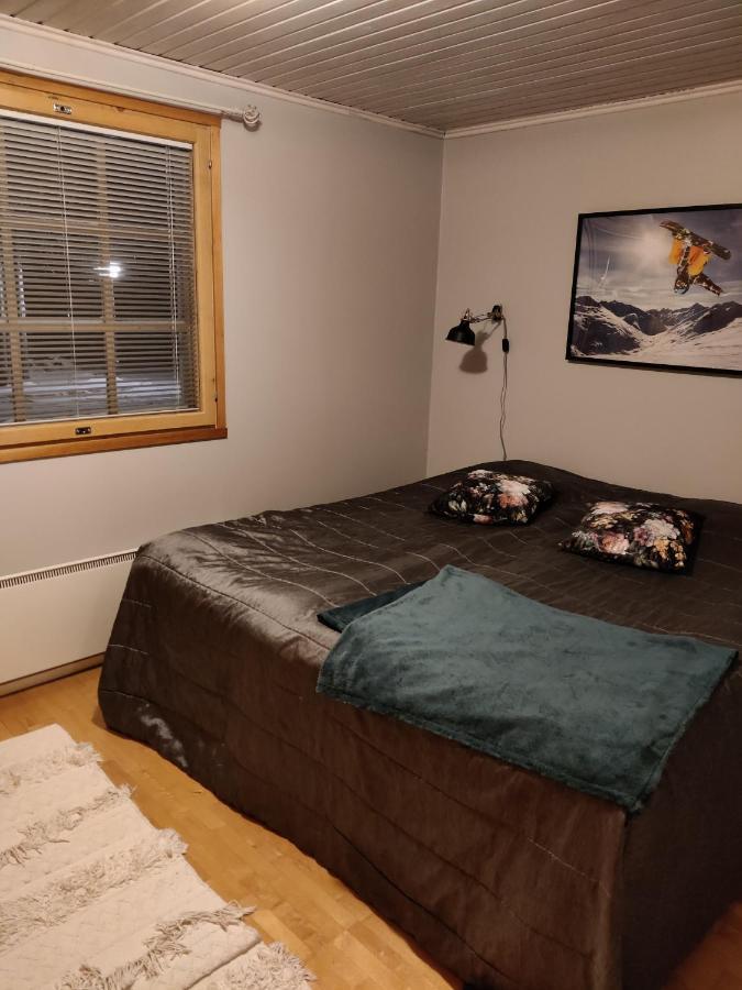 Villa Hutsula Yllas Yllasjarvi Luaran gambar